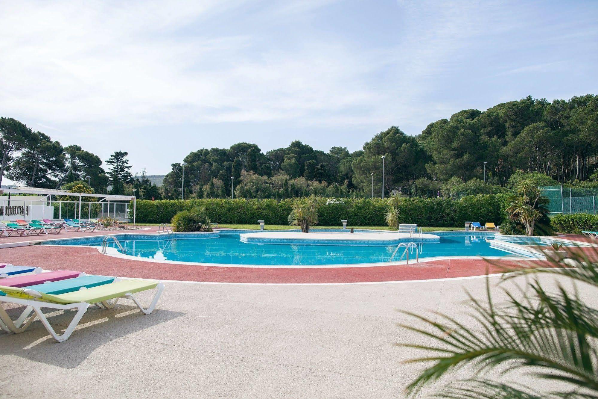 Can Miquel L'Escala Exterior photo